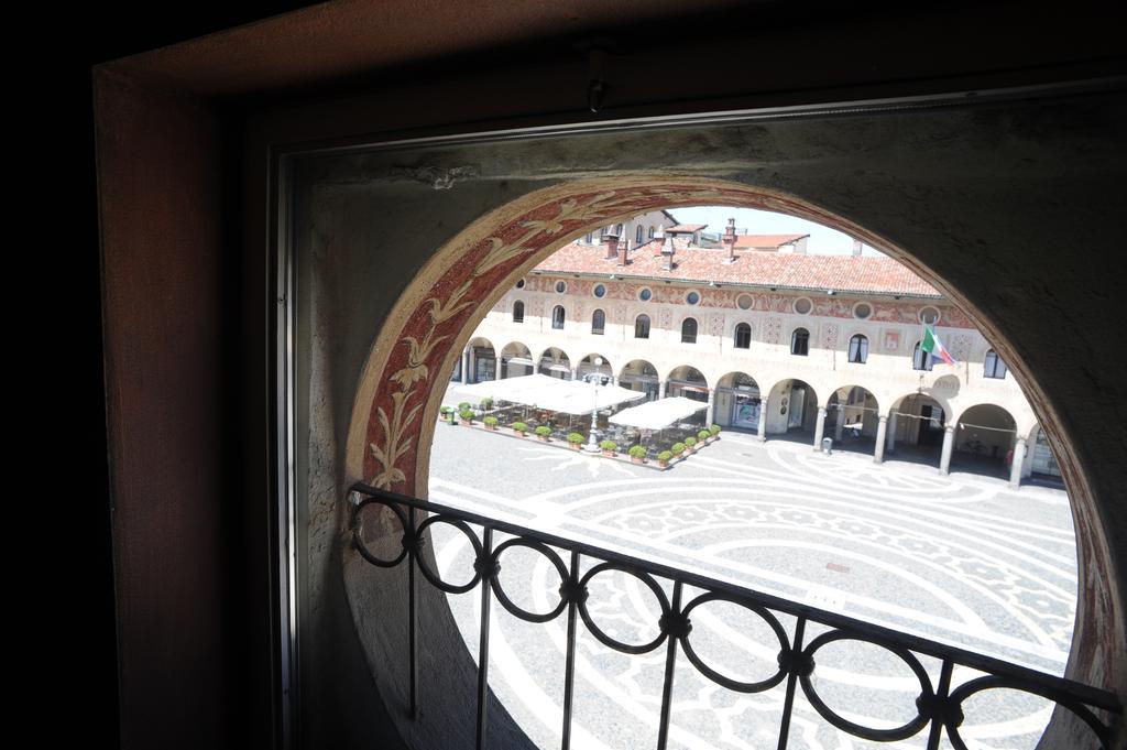 Bea Ducale Otel Vigevano Oda fotoğraf